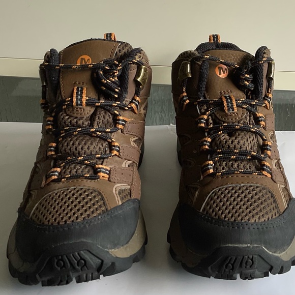 Merrell Boy's Moab 2 Mid Waterproof Boots Size 1 - Picture 5 of 10